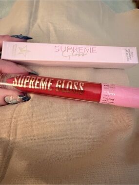 Jeffree Star Cosmetics Supreme Gloss- Red Affair